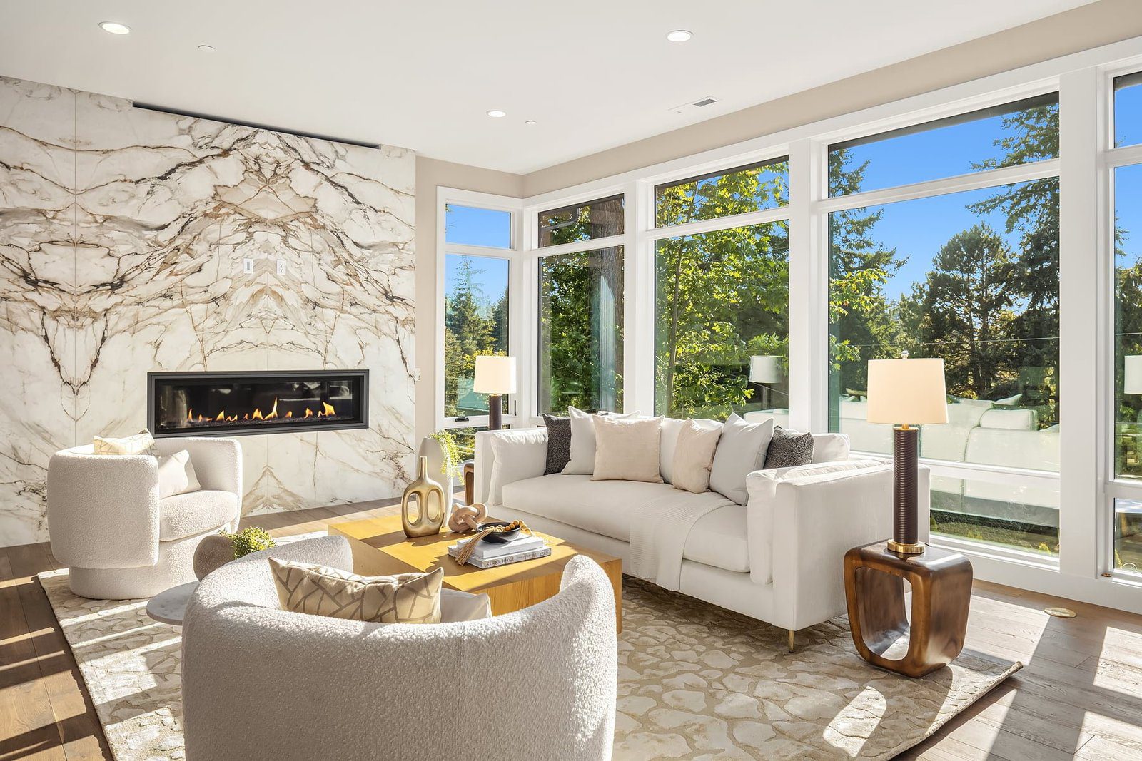 Stylish and functional living room designed by Ariana Designs and Architecture, showcasing modern decor and vibrant color schemes.