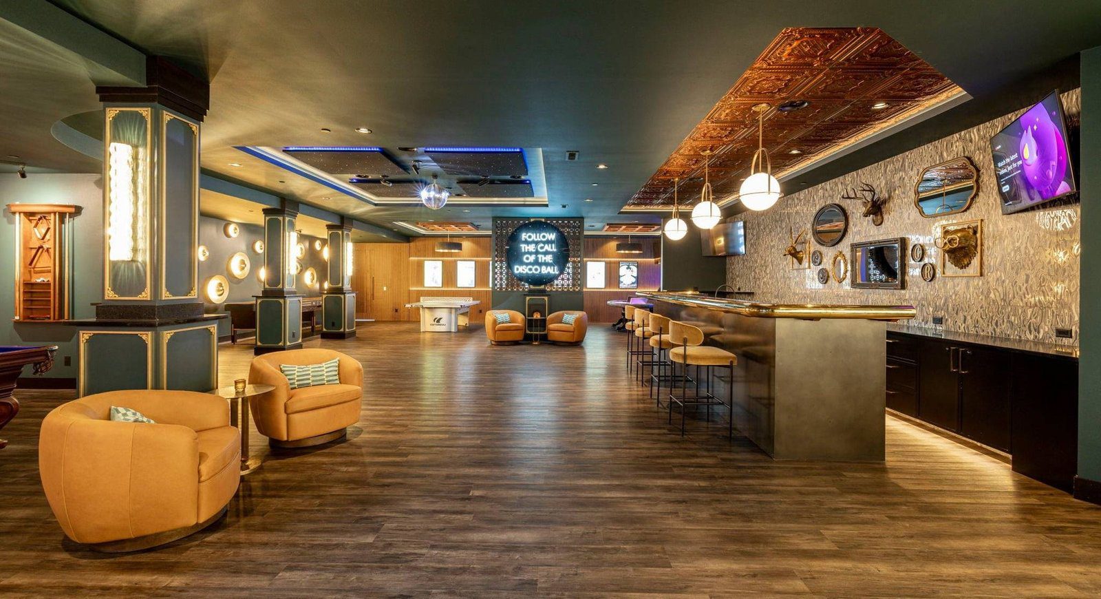 Suncadia entertainment interior — Ariana Designs & Interiors