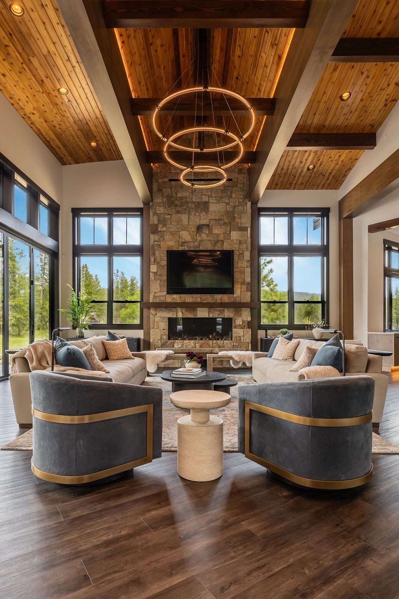 Grand retreat interior challenge — Ariana Designs, Suncadia