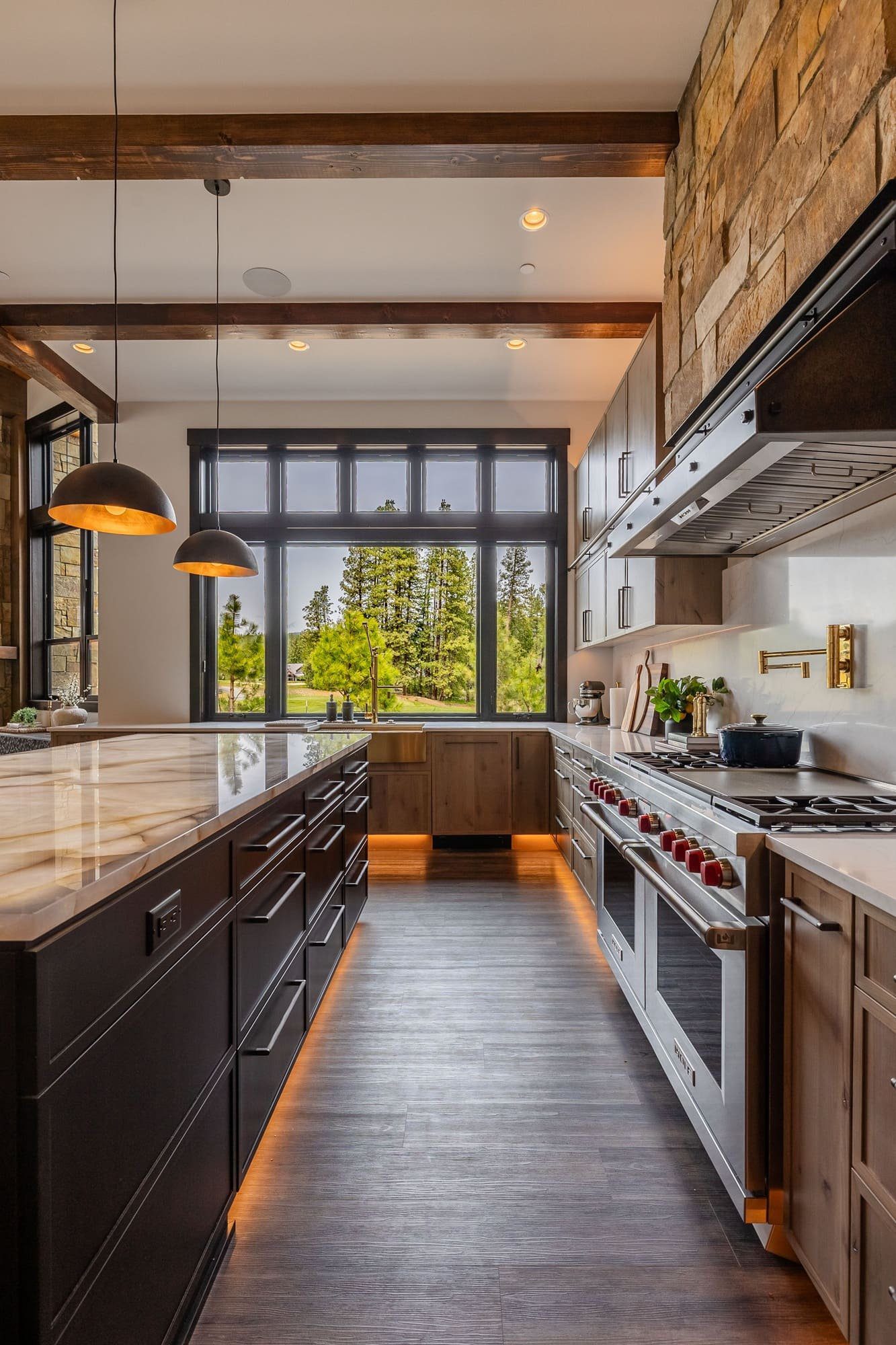 Custom interior design vacation home — Ariana Designs, Suncadia