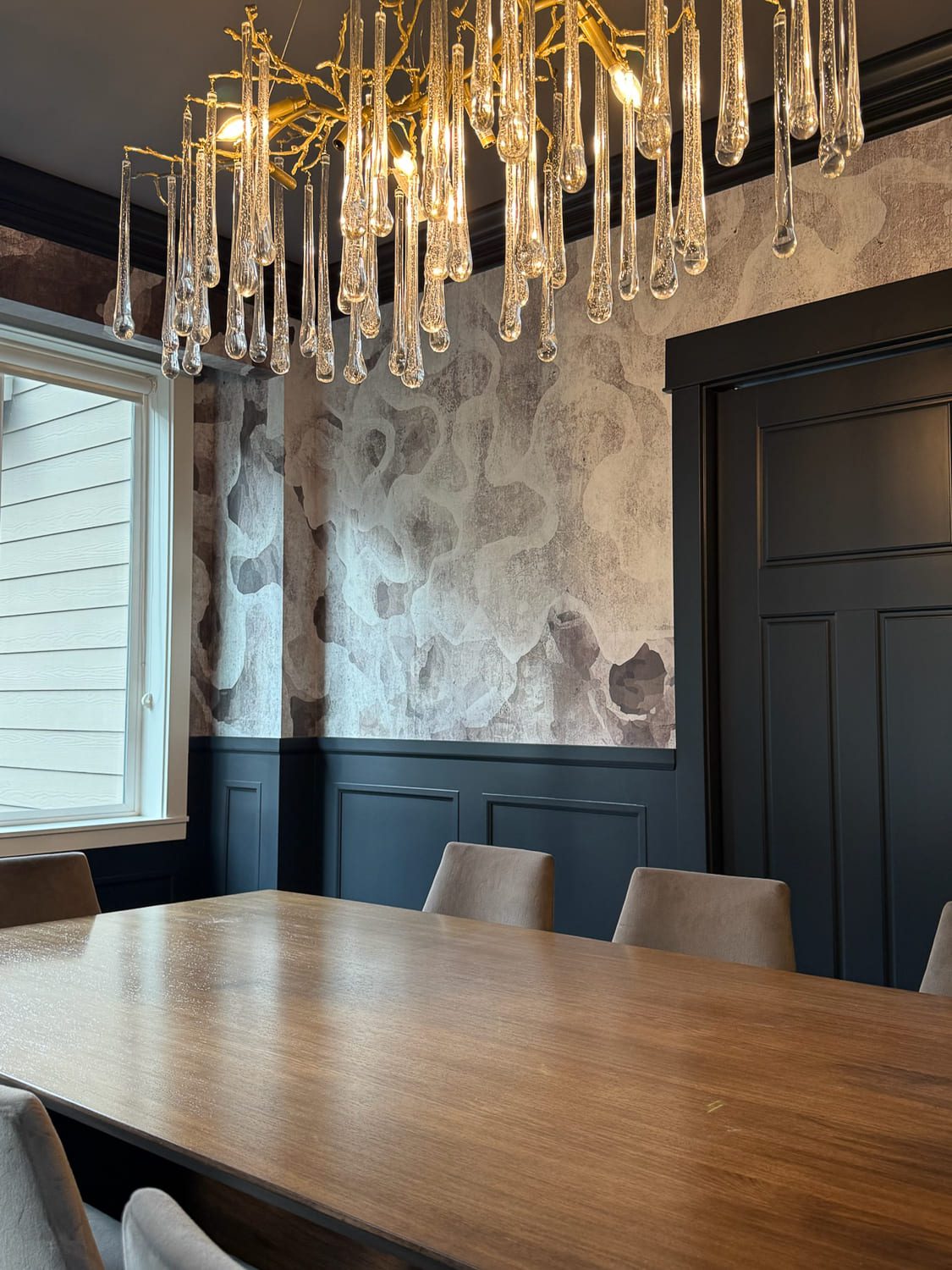 Dining room interior design Kirkland — Ariana Designs