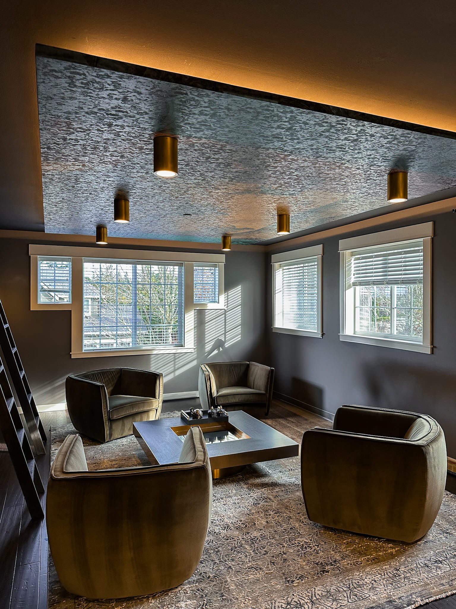 Elegant modern living space with warm lighting and chic furniture — Kirkland, Washington