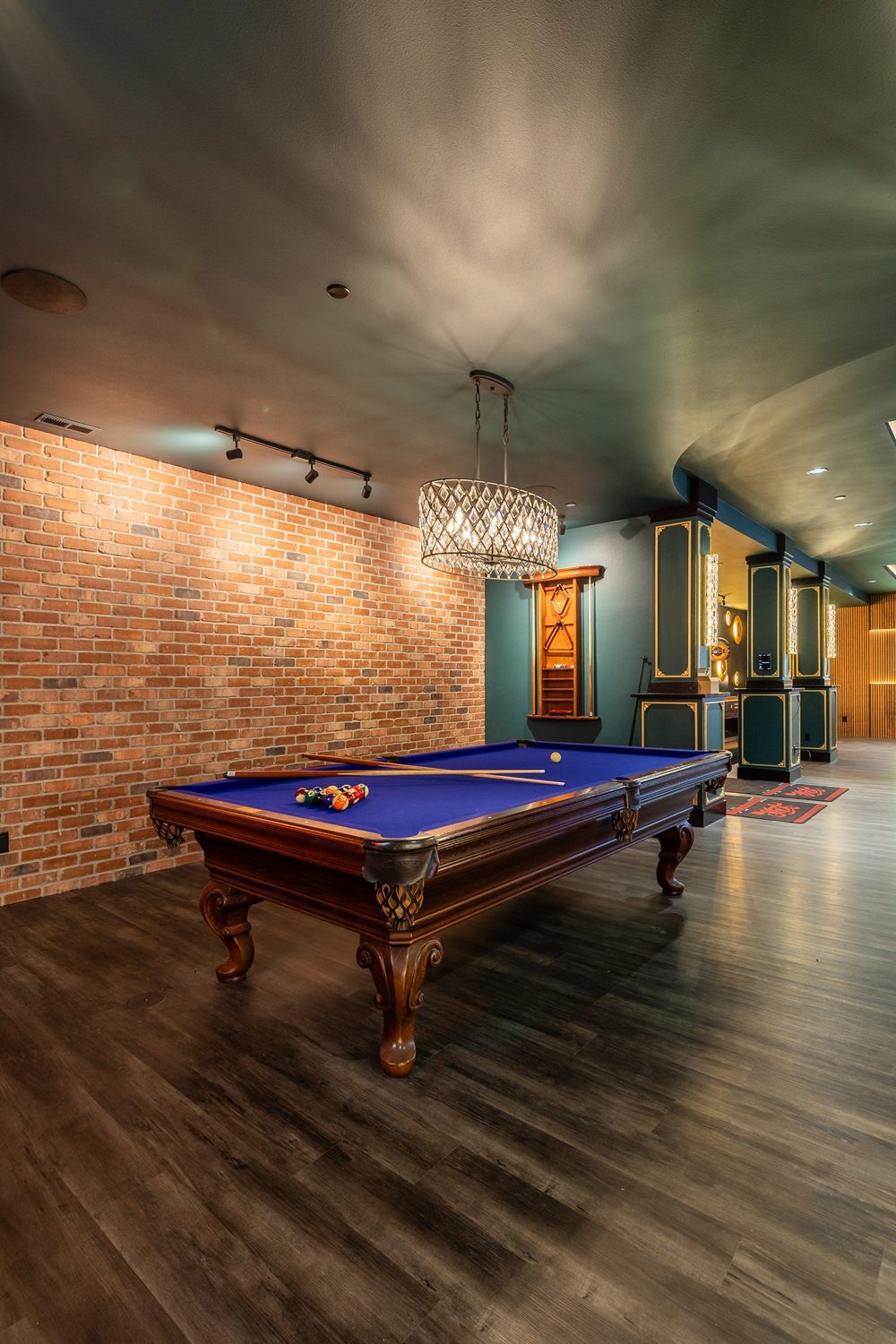 Suncadia game room seating — Ariana Designs & Interiors