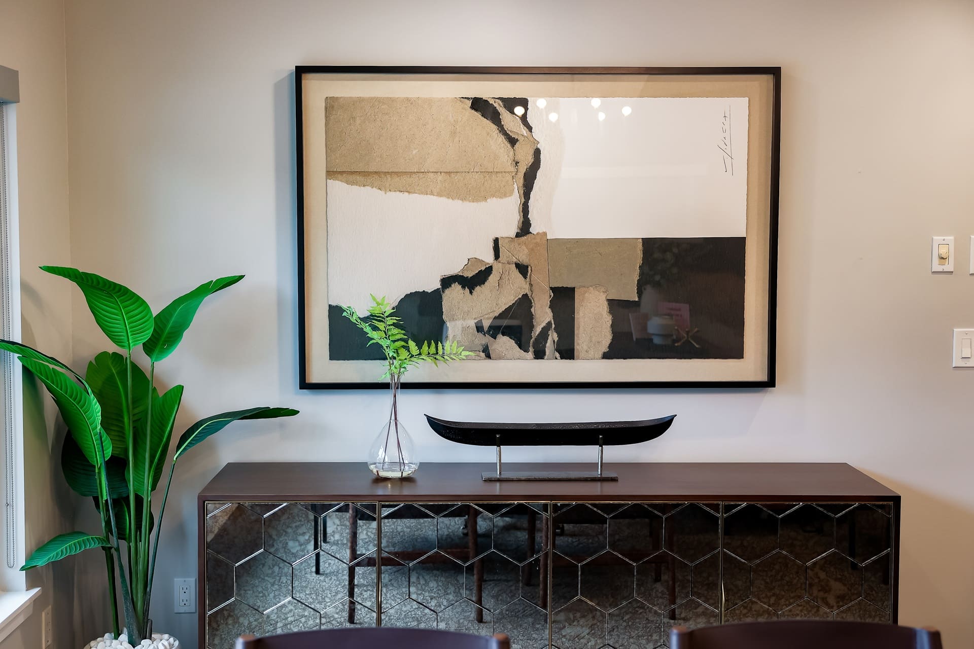 Interiors for Commercial Spaces wall decor 3